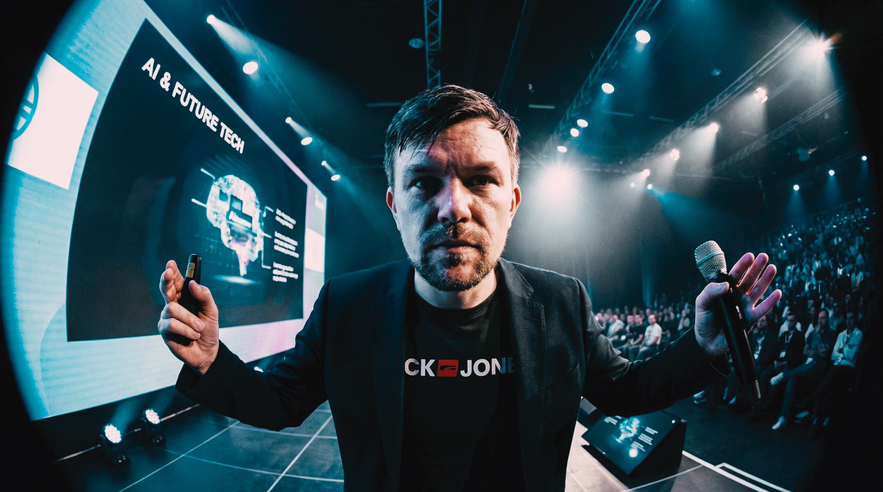 Florian – Florian Zevedei über externe Expertise i